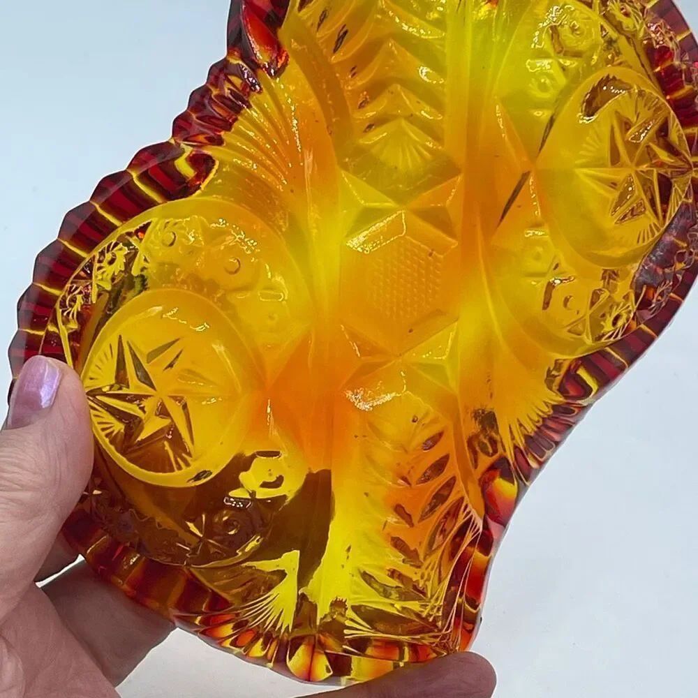Vintage L.E.Smith “Amberina” glass candy trinket or relish dish. - Picture 4 of 6